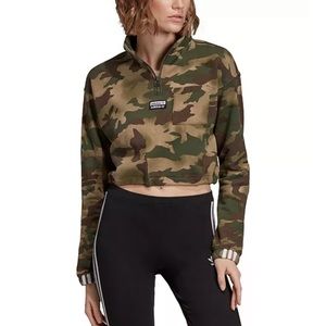 Like new ADIDAS Women's Cotton Camo Cropped Half-Zip Sweatshirt